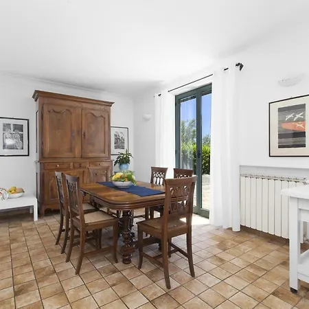 - Dei Galli * Sant'Agata sui due Golfi