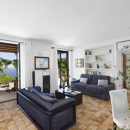 Villa - Dei Galli SantʼAgata sui Due Golfi
